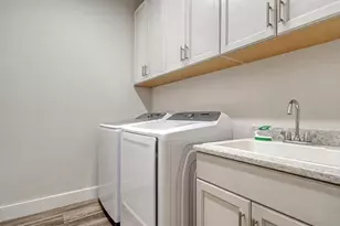 7668 Registrar Way, Sarasota, FL 34243 - Photo 27