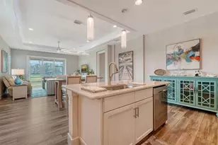 7668 Registrar Way, Sarasota, FL 34243 - Photo 9