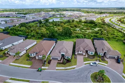 5618 Caserta Court, Palmetto, FL 34221 - Photo 11