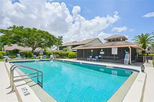 1743 Lake Pl, Venice, FL 34293 - Photo 29