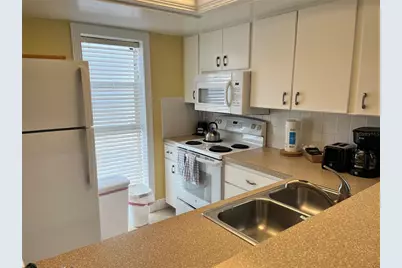 5310 Gulf Of Mexico Drive #18, Longboat Key, FL 34228 - Photo 7