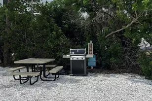 5310 Gulf of Mexico Dr, Longboat Key, FL 34228 - Photo 23