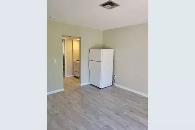 3553 Longmeadow #27, Sarasota, FL 34235 - Photo 11