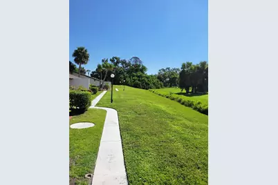 3553 Longmeadow #27, Sarasota, FL 34235 - Photo 5