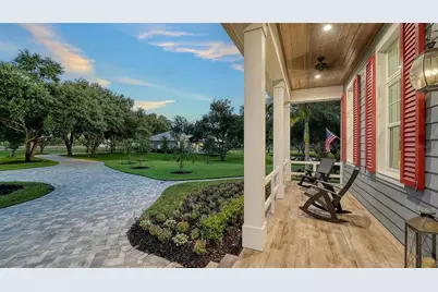 6910 211th Street E, Bradenton, FL 34211 - Photo 15