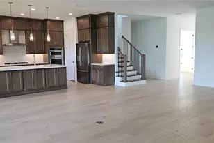 2625 Waterfront Cir, Sarasota, FL 34240 - Photo 13