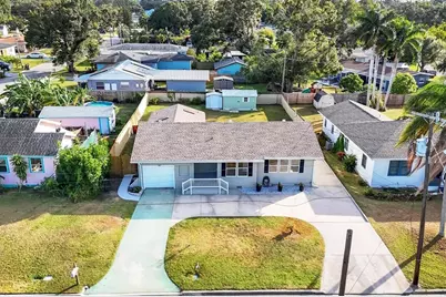 1905 14th Avenue W, Bradenton, FL 34205 - Photo 1