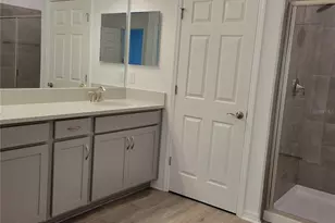 3088 Via Sienna Cir, Sarasota, FL 34243 - Photo 17