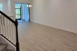 3088 Via Sienna Cir, Sarasota, FL 34243 - Photo 5