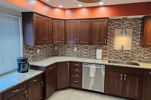 3441 51st Ave Cir W, Bradenton, FL 34210 - Photo 13