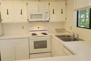 4001 Beneva Rd, Sarasota, FL 34233 - Photo 3