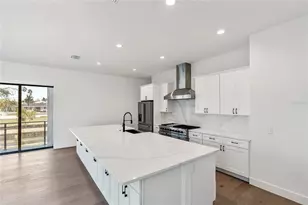 569 Bayview Dr, Longboat Key, FL 34228 - Photo 43