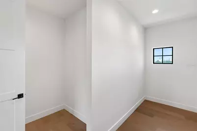 569 Bayview Drive, Longboat Key, FL 34228 - Photo 63