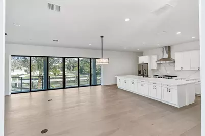 569 Bayview Drive, Longboat Key, FL 34228 - Photo 41