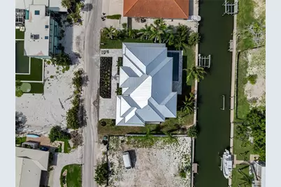 569 Bayview Drive, Longboat Key, FL 34228 - Photo 83