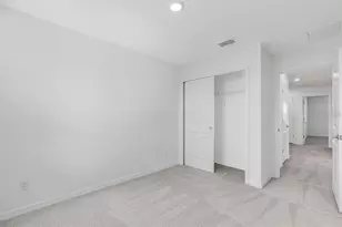 3035 Novara Ln, Lakewood Ranch, FL 34211 - Photo 11