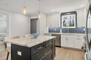 500 S Washington Dr, Sarasota, FL 34236 - Photo 11
