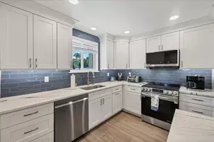 500 S Washington Dr, Sarasota, FL 34236 - Photo 9