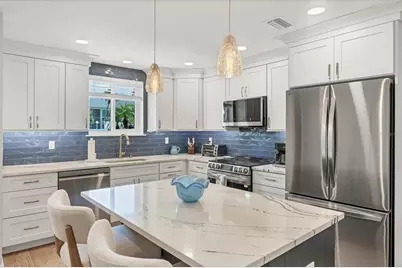 500 S Washington Drive #11A, Sarasota, FL 34236 - Photo 7