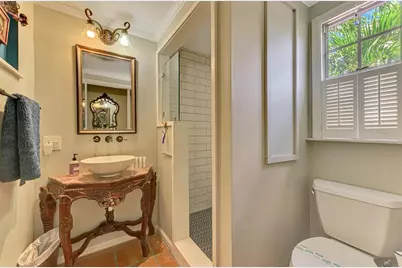 3838 Flores Avenue, Sarasota, FL 34239 - Photo 43