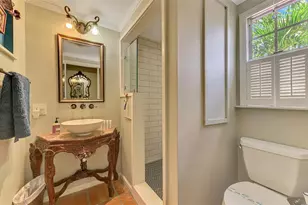 3838 Flores Ave, Sarasota, FL 34239 - Photo 43