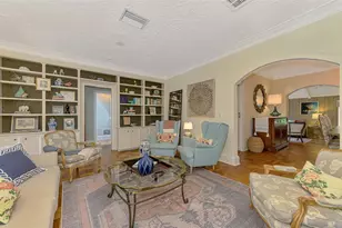 3838 Flores Ave, Sarasota, FL 34239 - Photo 11