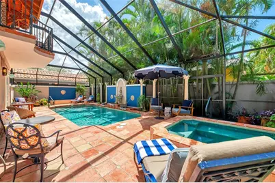 3838 Flores Avenue, Sarasota, FL 34239 - Photo 3