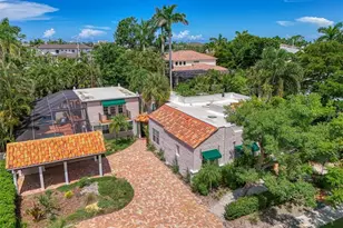 3838 Flores Ave, Sarasota, FL 34239 - Photo 1