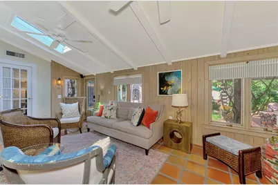 3838 Flores Avenue, Sarasota, FL 34239 - Photo 19