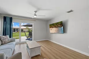 5830 Midnight Pass Rd, Sarasota, FL 34242 - Photo 9