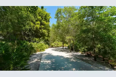 4855 Hoyer Drive, Sarasota, FL 34241 - Photo 43