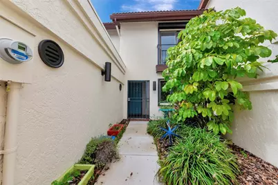 4518 S Ascot Circle, Sarasota, FL 34235 - Photo 3