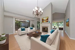 4494 Ascot Cir N, Sarasota, FL 34235 - Photo 5