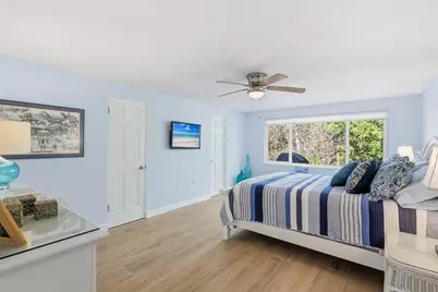 573 Spanish Drive N, Longboat Key, FL 34228 - Photo 15