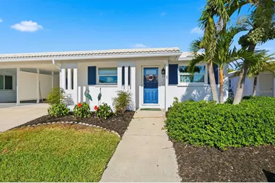 573 Spanish Drive N, Longboat Key, FL 34228 - Photo 1