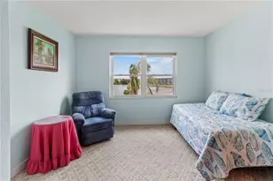 4103 Lake Bayshore Dr, Bradenton, FL 34205 - Photo 7