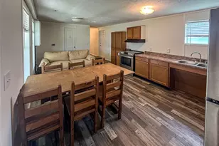 5700 Holiday Park Blvd, North Port, FL 34287 - Photo 7