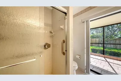 6675 Easton Drive, Sarasota, FL 34238 - Photo 21
