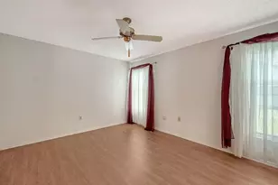 6675 Easton Dr, Sarasota, FL 34238 - Photo 19