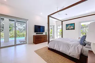 1347 Harbor Dr, Sarasota, FL 34239 - Photo 37