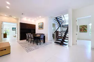 1347 Harbor Dr, Sarasota, FL 34239 - Photo 17