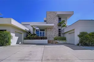 1347 Harbor Dr, Sarasota, FL 34239 - Photo 97