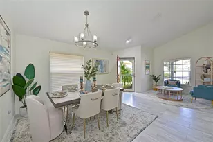 6442 Barberry Ct, Lakewood Ranch, FL 34202 - Photo 9