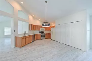 6442 Barberry Ct, Lakewood Ranch, FL 34202 - Photo 13