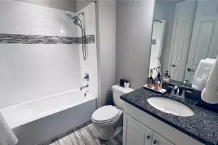 5761 Groundsel Cir, Sarasota, FL 34238 - Photo 19