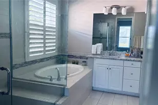 5761 Groundsel Cir, Sarasota, FL 34238 - Photo 15