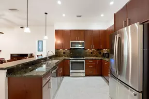 5481 Cork Oak St, Sarasota, FL 34232 - Photo 9