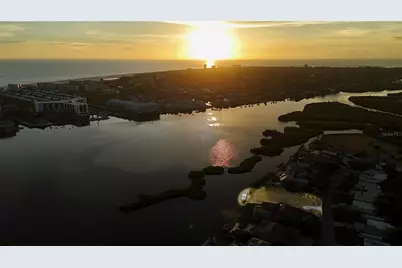 5848 Tidewood Avenue, Sarasota, FL 34231 - Photo 13