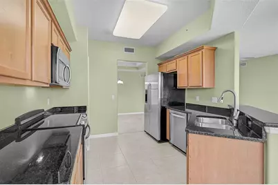 1257 Burgos Drive #302, Sarasota, FL 34238 - Photo 9