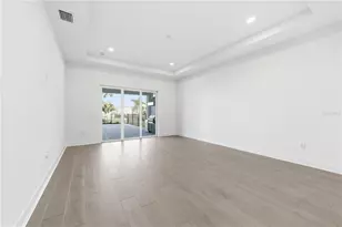 8065 Nevis Run, Bradenton, FL 34202 - Photo 23